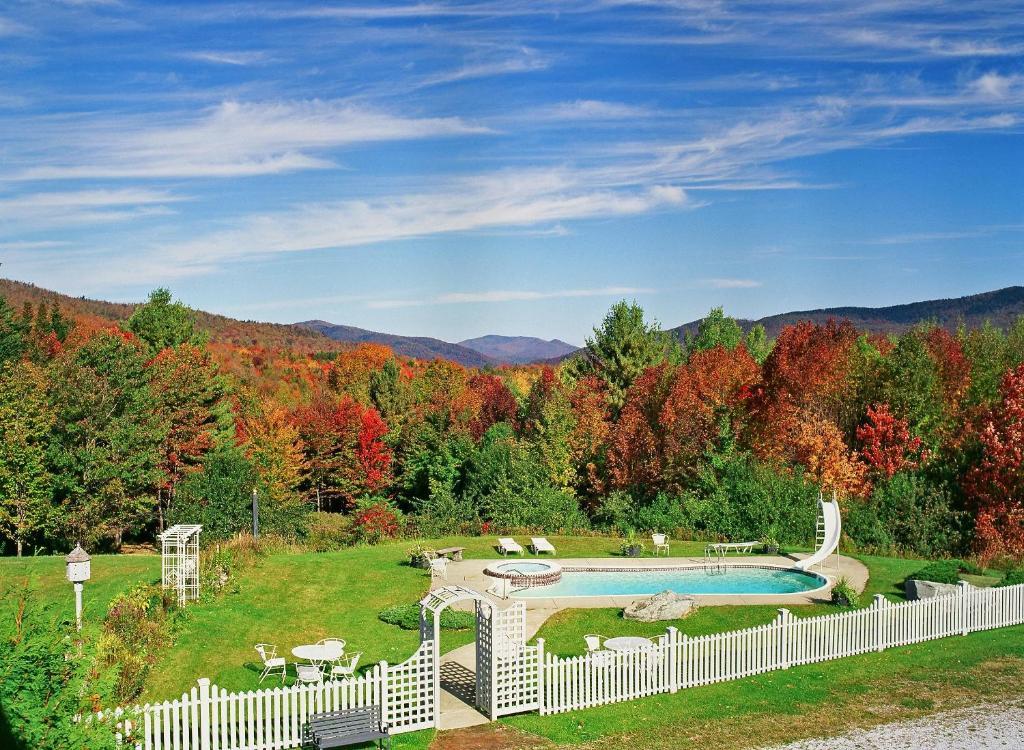 Greenbrier Inn Killington Room photo